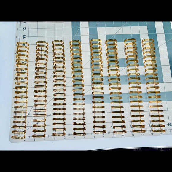 Wire-O 3/4 2:1 Pitch Twin-Loop Binding Spines Gold - Picture 7 of 7